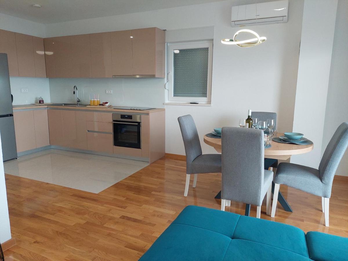 Sunrise Apartment Makarska Bagian luar foto